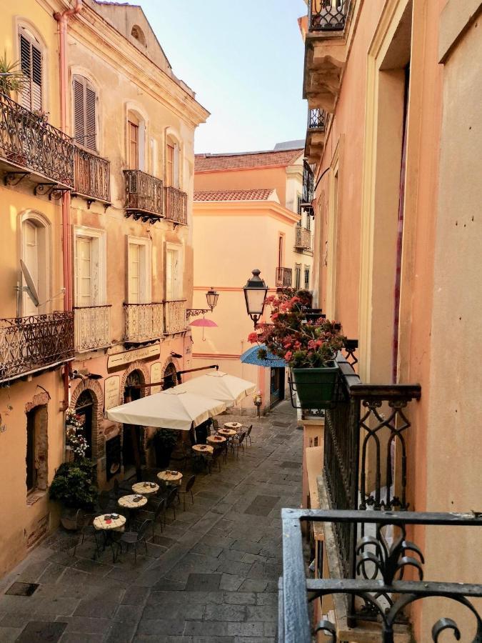 Apartmán Nel Cuore Del Centro Storico Con Comfort E Stile Iglesias Exteriér fotografie